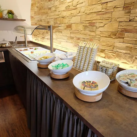 Hotel Restaurant Neuhold 3*